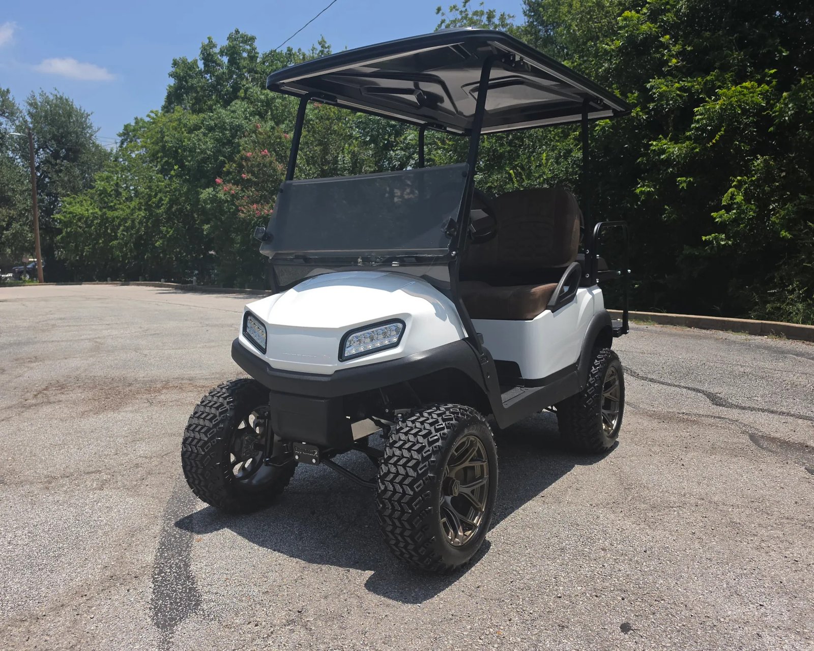 2020 Metallic Glacier White Club Car Tempo 48V 4 passenger Lithium Golf Cart