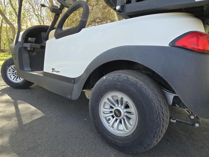 2022 White Club Car Tempo 4 Passenger Golf Cart - Image 6