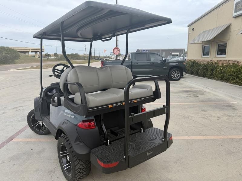 2026 Mist Gray Club Car Onward Gas EFI 4 Passenger Lifted Golf Cart - Image 4