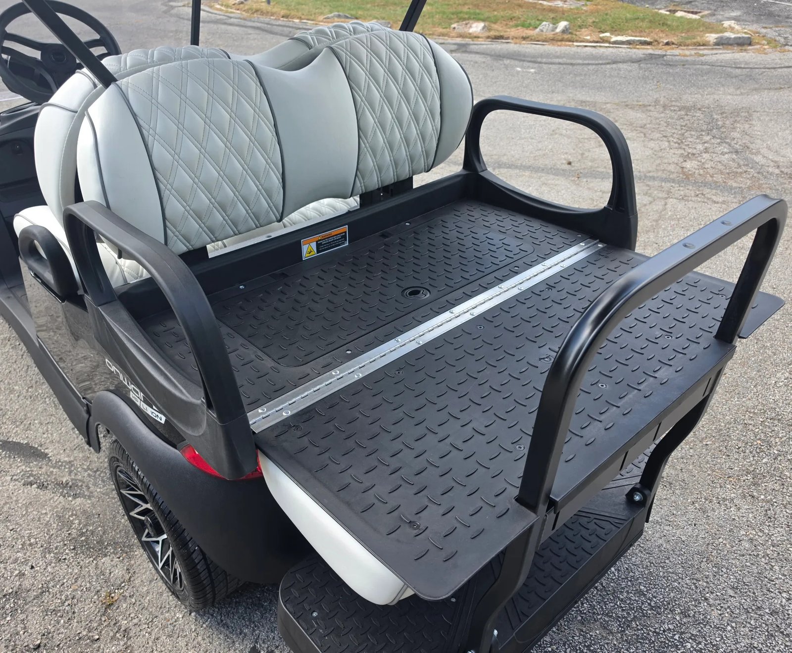2027 Metallic Tuxedo Black Club Car Onward HP XR LI-ion Lifted 4 Passenger Golf Cart - Image 5